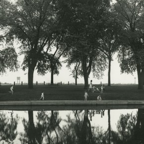 children playing along the Lincoln Park Lagoon