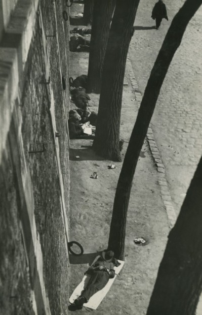 Siesta, Paris, 1927
