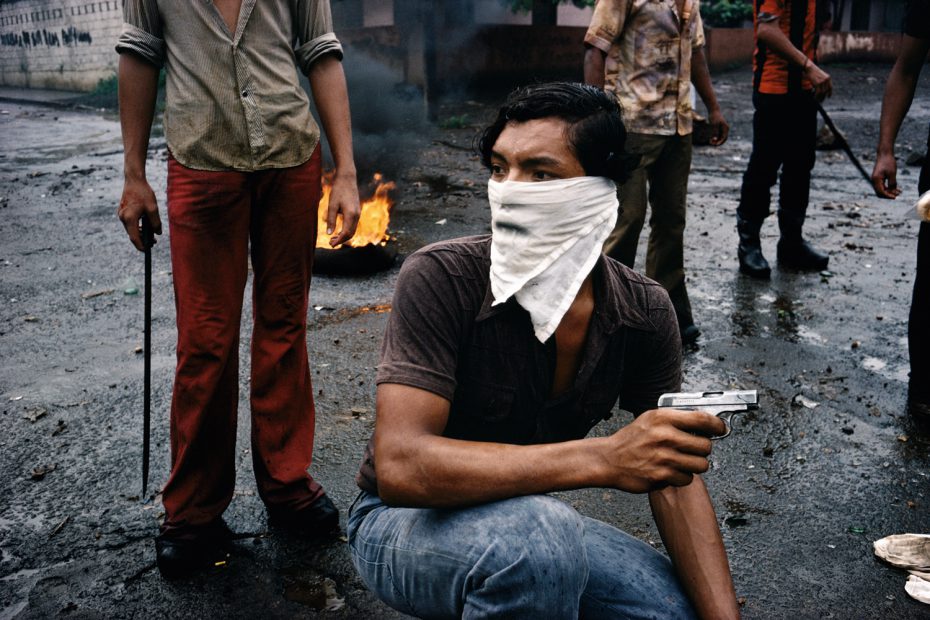 Street fighter in Managua, 1979